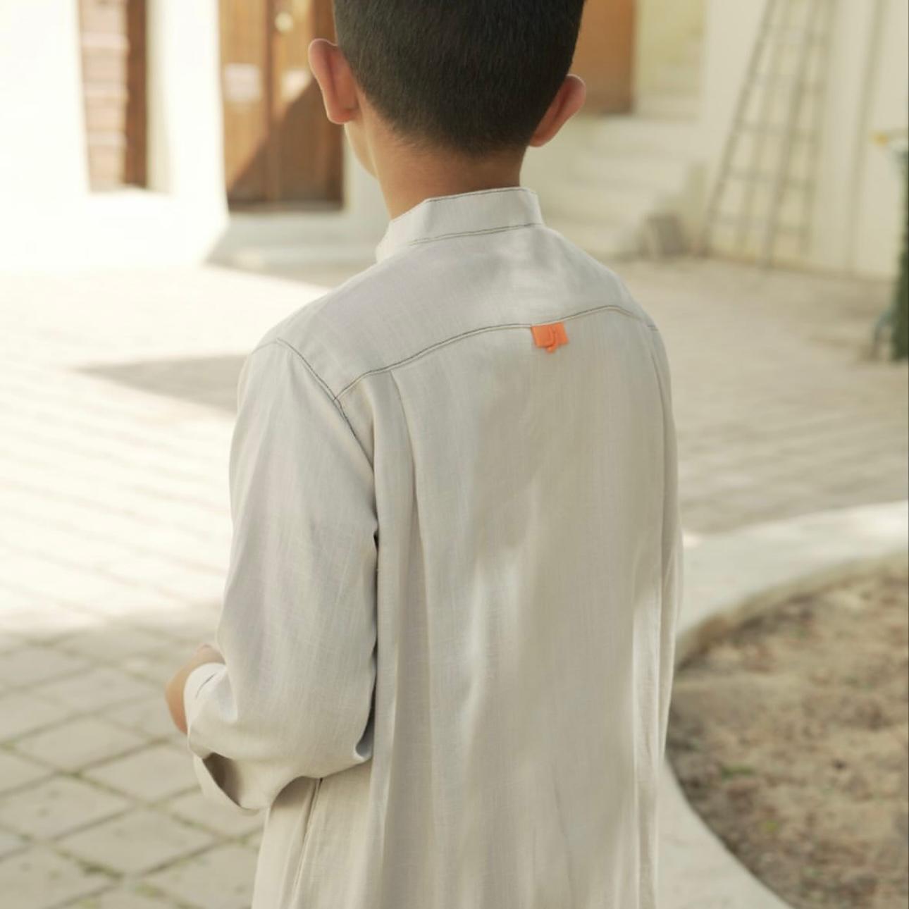 دشداشة بمخباتين